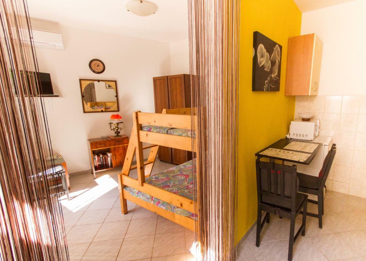 Апартаменти Apartman Punta Vilma Пула Екстер'єр фото